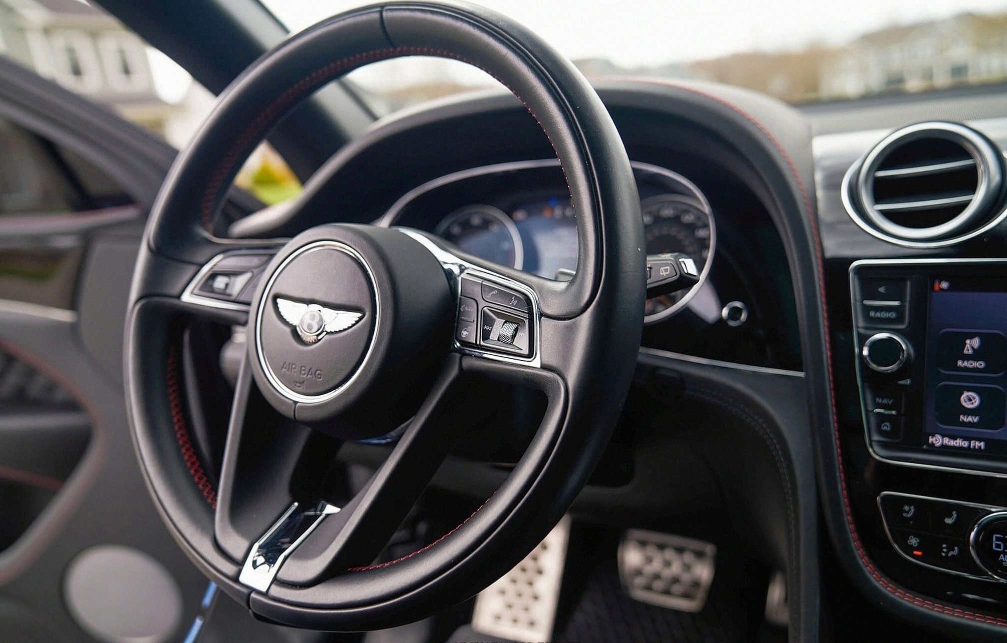 2018 Bentley Bentayga Base - Photo 18
