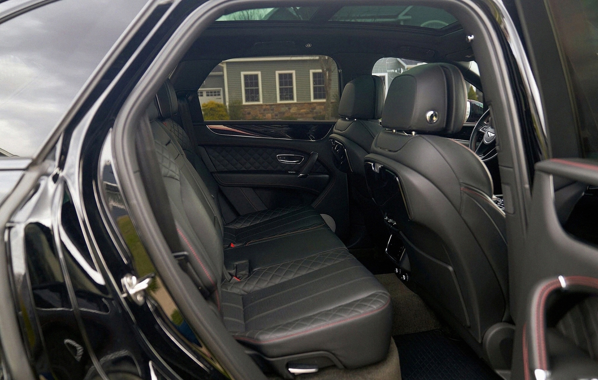 2018 Bentley Bentayga Base - Photo 13